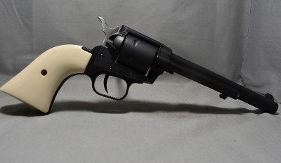 Heritage Mfg. ~ Rough Rider ~ .32 H&R Magnum - Image 1 of 5