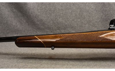 Weatherby ~ Vanguard ~ .243 Winchester - Image 7 of 9