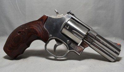 Smith & Wesson ~ Model 696-1 ~ .44 S&W Special