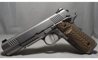 Dan Wesson ~ Specialist ~ 10mm Auto - Image 2 of 3
