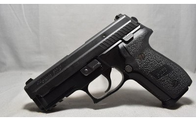 Sig Sauer ~ P229 ~ .40 S&W - Image 2 of 3