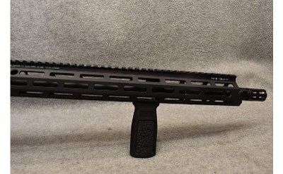 Daniel Defense ~ DDM4 ~ 5.56 Nato - Image 4 of 7