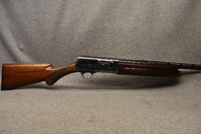 Browning ~ Light Twelve ~ 12 Gauge - Image 1 of 9