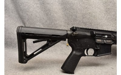 DIAMONDBACK FIREARMS DB15 .300 AAC BLACKOUT - Image 2 of 7
