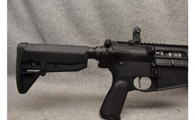 SPRINGFIELD ARMORY ~ SAINT VICTOR ~ .308 WINCHESTER - Image 2 of 7