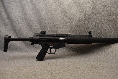 H&K ~ MP5 ~ .22 LONG RIFLE - Image 1 of 4