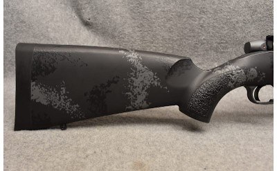 Weatherby ~ Mark V ~ 6.5-300 Weatherby Magnum - Image 2 of 10