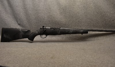 Weatherby ~ Mark V ~ 6.5-300 Weatherby Magnum - Image 1 of 10