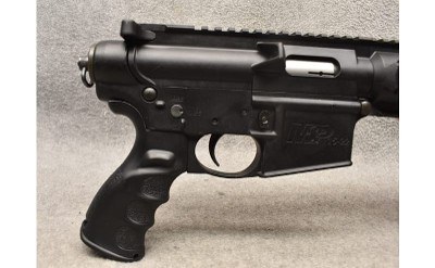 Smith & Wesson ~ Model M&P 15-22P ~ .22 Long Rifle - Image 2 of 5