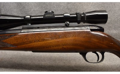 Weatherby ~ Mark V ~ .300 Weatherby Magnum - Image 6 of 10