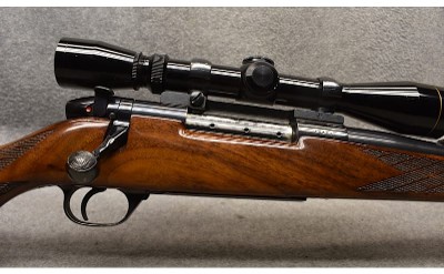 Weatherby ~ Mark V ~ .300 Weatherby Magnum - Image 3 of 10