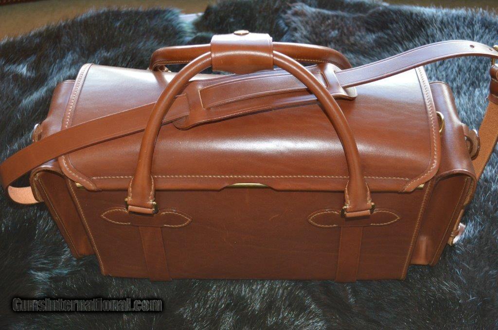 Saddleback Leather | Brand Shoot - Truly Photography