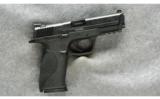 Smith & Wesson M&P40 Pistol .40 - 1 of 2
