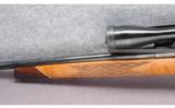 Weatherby Mark V Rifle .300 - 5 of 7