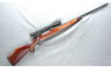 Weatherby Mark V Rifle .300 - 1 of 7