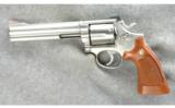 Smith & Wesson Model 686 Revolver .357 - 2 of 2