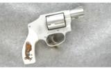 Smith & Wesson Model 642-2
Airweight Revolver .38 - 1 of 2