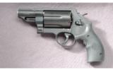 Smith & Wesson Governor Revolver .45 / .410 - 2 of 2