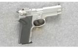 Smith & Wesson Model 4006 Pistol .40 S&W - 1 of 2