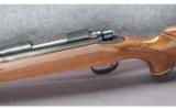 Remington Model 700
BDL Varmint Rifle .22-250 - 4 of 7