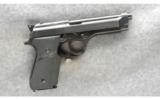 Beretta Model 92 Pistol 9mm - 1 of 2