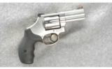 Smith & Wesson Model 686-6 Revolver .357 Mag - 1 of 2