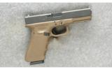 Glock Model 22 Pistol .40 S&W - 1 of 2