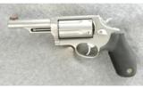 Taurus The Judge Revolver .45 / .410 - 2 of 2