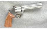 Smith & Wesson Model 617-1 Revolver .22 LR - 1 of 2