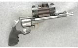 Smith & Wesson Model 629PC Hunter Revolver .44 Mag - 1 of 2
