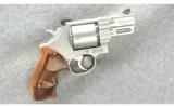 Smith & Wesson 627-5, .357 Magnum - 1 of 2