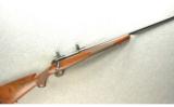 Winchester Model 70
Classic Sporter Rifle .30-06 - 1 of 7
