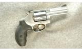 Smith & Wesson Model 60-15 Revolver .357 Mag - 1 of 2