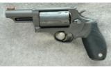 Taurus The Judge Revolver .45 / .410 - 2 of 2