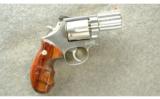 Smith & Wesson Model 686 Revolver .357 Mag - 1 of 2