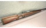 Winchester Model 70 Featherweight LH Rifle .300 WSM - 1 of 6