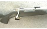 Weatherby Mark V Rifle .300 Wby Mag - 2 of 7