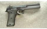 Smith & Wesson Model 422 Pistol .22 LR - 1 of 2