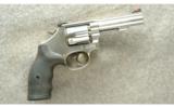 Smith & Wesson Model 67-5 Revolver .38 Spec - 1 of 2
