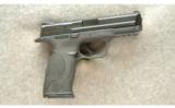 Smith & Wesson M&P 40 Pistol .40 S&W - 1 of 2