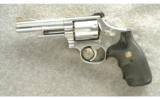 Smith & Wesson Model 66-3 Revolver .357 Magnum - 2 of 2