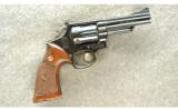 Smith & Wesson Model 19 Revolver .357 Mag - 1 of 2