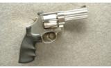 Smith & Wesson Model 610-3 Revolver 10mm - 1 of 2