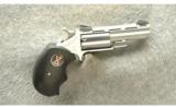 NAA Black Widow Derringer .22 Mag - 1 of 2