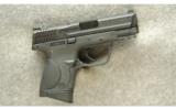 Smith & Wesson M&P 40C Pistol .40 S&W - 1 of 2