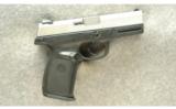 Smith & Wesson SW40VE Pistol .40 S&W - 1 of 2