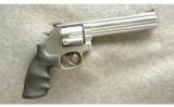 Smith & Wesson Model 686-6 Revolver .357 Mag - 1 of 2