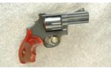 Smith & Wesson Model 586 Revolver .357 Mag - 1 of 2