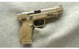 Smith & Wesson ~ M&P40 2.0 ~ .40 S&W - 1 of 2