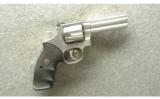 Smith & Wesson ~ 686 ~ .357 Mag - 1 of 2
